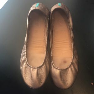 GUC Metallic Bronze Tieks